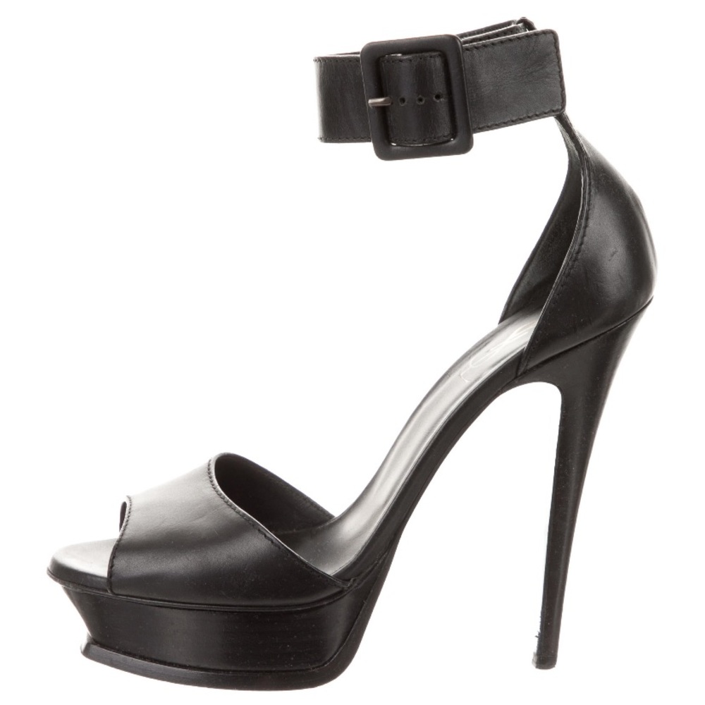 🔥YSL platform sandals 🔥